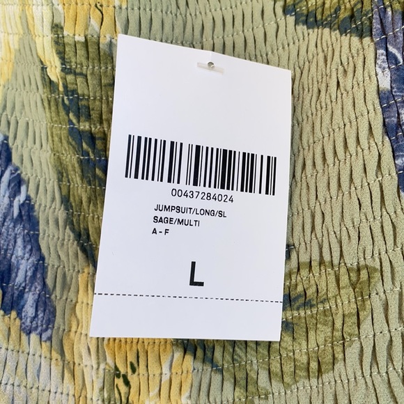 WOMANS FOREVER21 FLORAL SIZE L NWT - Picture 8 of 8